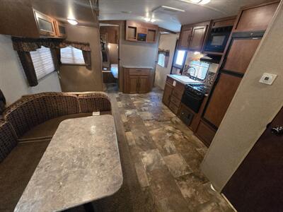 2015 Forest River Surveyor SC294QBLE   - Photo 6 - Liberty, TX 77575