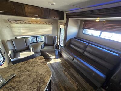 2015 Forest River Grey Wolf 26RL   - Photo 5 - Liberty, TX 77575