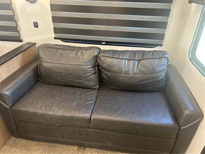 2023 Forest River Timberwolf 36FBOP   - Photo 13 - Liberty, TX 77575