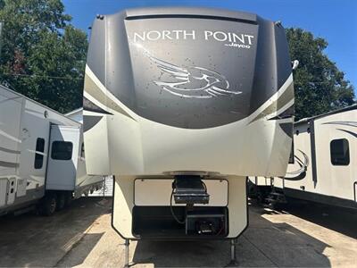 2018 Jayco North Point 377RLBH   - Photo 13 - Liberty, TX 77575