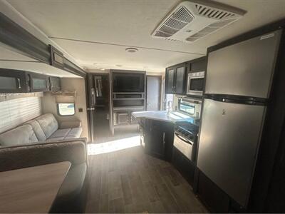 2019 Palomino Puma 31-BHSS   - Photo 7 - Liberty, TX 77575