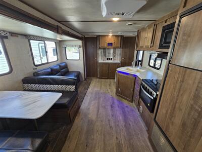 2020 Gulf Stream streamlite 28BBS   - Photo 7 - Liberty, TX 77575