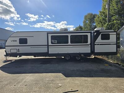 2019 Forest River Vibe 31 BH   - Photo 3 - Liberty, TX 77575