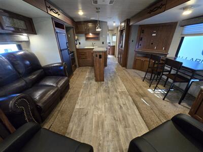 2017 Heartland Mallard M325   - Photo 7 - Liberty, TX 77575