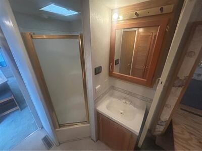 2001 Cameo Carriage M3   - Photo 11 - Liberty, TX 77575