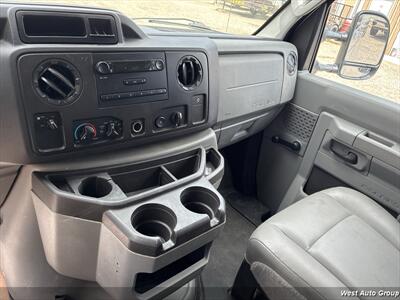 2014 Ford E-Series Chassis E-250   - Photo 11 - Santa Fe, NM 87507