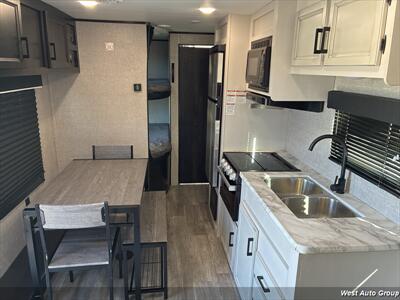 2022 Jayco Jay Flight SLK - Photo 10 - Santa Fe, NM 87507