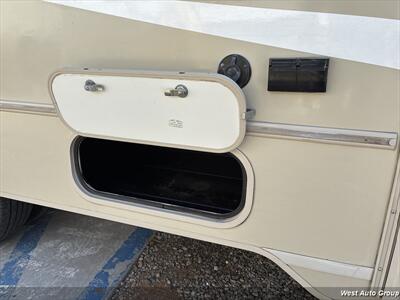 2019 Winnebago Minnie Winnie 22R   - Photo 23 - Santa Fe, NM 87507