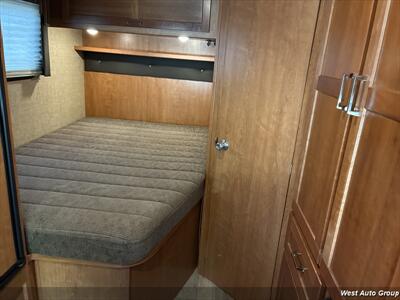 2019 Winnebago Minnie Winnie 22R   - Photo 17 - Santa Fe, NM 87507