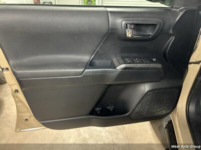 2018 Toyota Tacoma TRD Off-Road - Photo 17 - Santa Fe, NM 87507