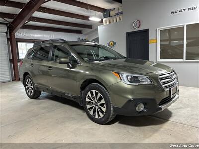 2015 Subaru Outback 2.5i Limited - Photo 2 - Santa Fe, NM 87507