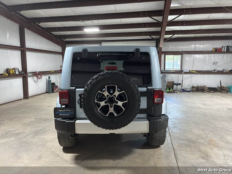 2012 Jeep Wrangler Unlimited Sahara - Photo 7