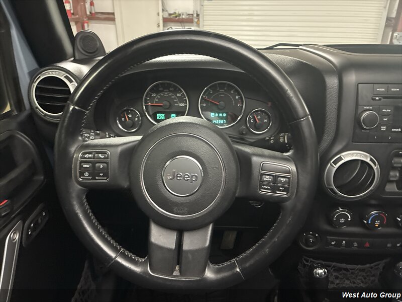 2012 Jeep Wrangler Unlimited Sahara - Photo 15