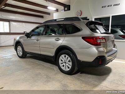 2018 Subaru Outback 2.5i Premium   - Photo 5 - Santa Fe, NM 87507