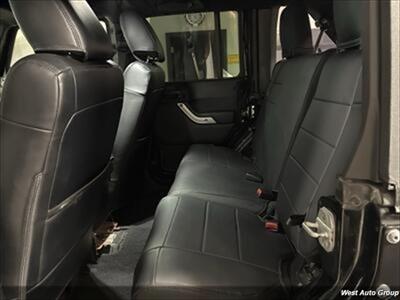 2011 Jeep Wrangler Rubicon - Photo 11 - Santa Fe, NM 87507