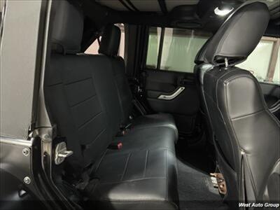 2011 Jeep Wrangler Rubicon - Photo 12 - Santa Fe, NM 87507