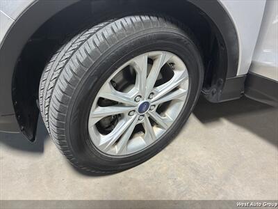2017 Ford Escape SE   - Photo 19 - Santa Fe, NM 87507