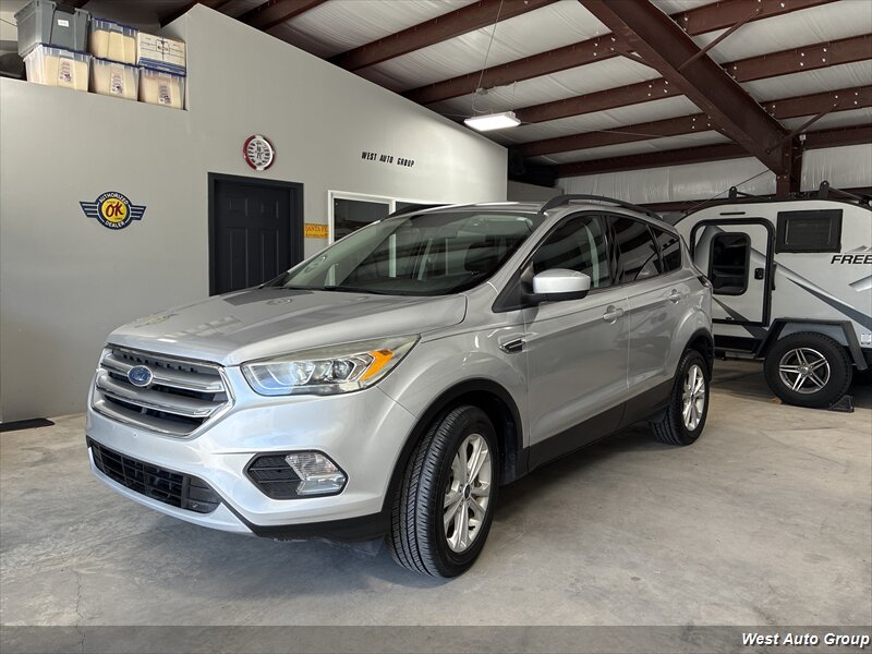 2017 Ford Escape SE - Photo 1 - Santa Fe, NM 87507