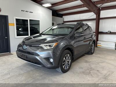 2018 Toyota RAV4 Hybrid XLE   - Photo 1 - Santa Fe, NM 87507