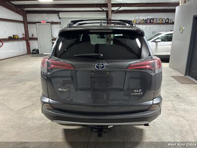2018 Toyota RAV4 Hybrid XLE   - Photo 5 - Santa Fe, NM 87507