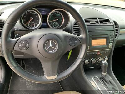 2011 Mercedes-Benz SLK 300  300 - Photo 15 - Santa Fe, NM 87507