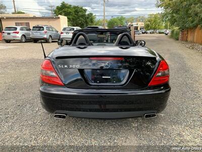 2011 Mercedes-Benz SLK 300  300 - Photo 21 - Santa Fe, NM 87507