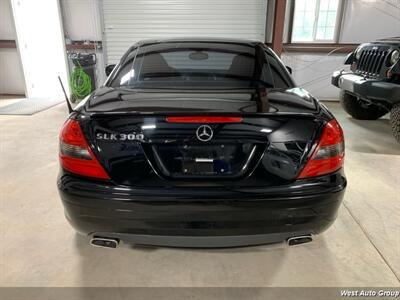 2011 Mercedes-Benz SLK 300  300 - Photo 7 - Santa Fe, NM 87507