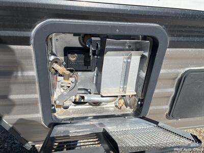 2021 Palomino Puma Puma 18RDX - Photo 16 - Santa Fe, NM 87507