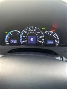 2013 Toyota Camry Hybrid HYBRID   - Photo 14 - Detroit, MI 48212