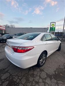 2017 Toyota Camry LE   - Photo 3 - Detroit, MI 48212