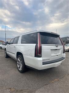 2017 Cadillac Escalade ESV ESV PREMIUM LUXURY   - Photo 4 - Detroit, MI 48212