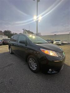 2015 Toyota Sienna XLE   - Photo 6 - Detroit, MI 48212