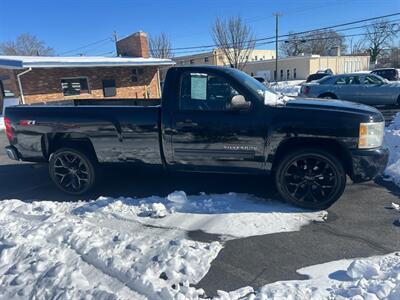 2011 Chevrolet Silverado 1500 LT   - Photo 2 - Winchester, VA 22601