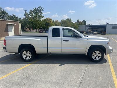 2011 Dodge Dakota ST   - Photo 3 - Winchester, VA 22601