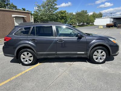 2010 Subaru Outback 3.6R Limited   - Photo 2 - Winchester, VA 22601