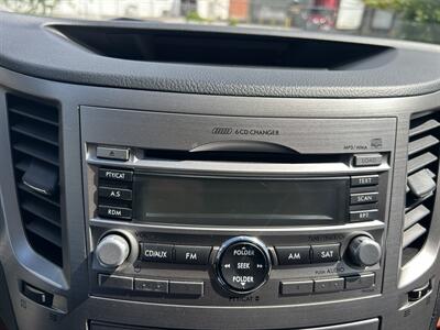 2010 Subaru Outback 3.6R Limited   - Photo 12 - Winchester, VA 22601