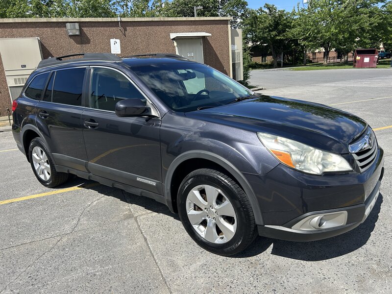 2010 Subaru Outback 3.6R Limited - Photo 1 - Winchester, VA 22601