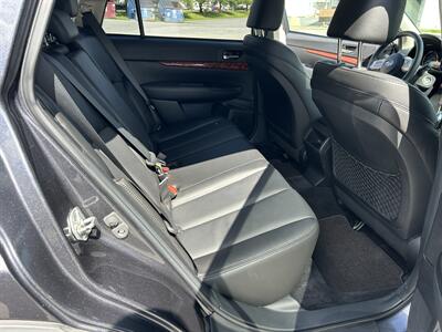 2010 Subaru Outback 3.6R Limited   - Photo 11 - Winchester, VA 22601