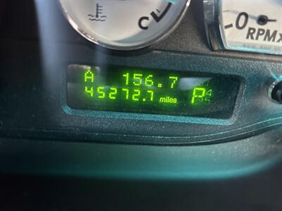 2004 Ford Thunderbird Deluxe   - Photo 17 - Winchester, VA 22601