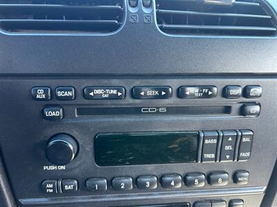 2004 Ford Thunderbird Deluxe   - Photo 12 - Winchester, VA 22601