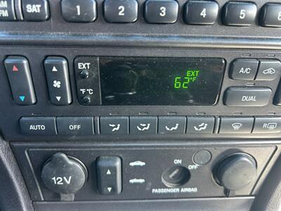 2004 Ford Thunderbird Deluxe   - Photo 13 - Winchester, VA 22601