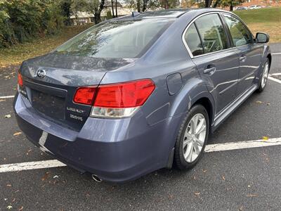2013 Subaru Legacy 3.6R Limited   - Photo 4 - Winchester, VA 22601