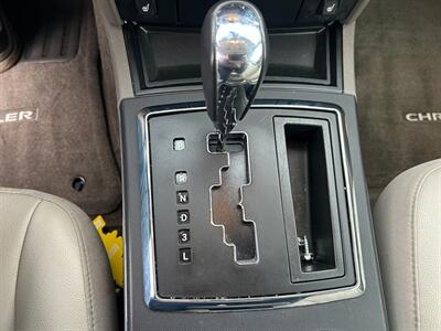 2009 Chrysler 300 Touring   - Photo 17 - Winchester, VA 22601