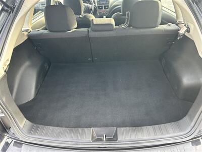 2011 Subaru Impreza 2.5i Premium   - Photo 11 - Winchester, VA 22601