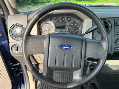 2010 Ford F-250 Super Duty XL   - Photo 15 - Winchester, VA 22601