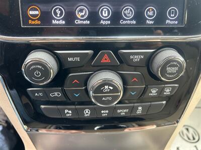 2019 Jeep Grand Cherokee Limited   - Photo 17 - Winchester, VA 22601