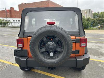 2011 Jeep Wrangler Unlimited Sport   - Photo 5 - Winchester, VA 22601