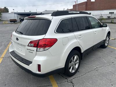 2014 Subaru Outback 2.5i Limited   - Photo 2 - Winchester, VA 22601