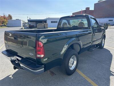 1999 Ford F-250 Super Duty XL   - Photo 2 - Winchester, VA 22601