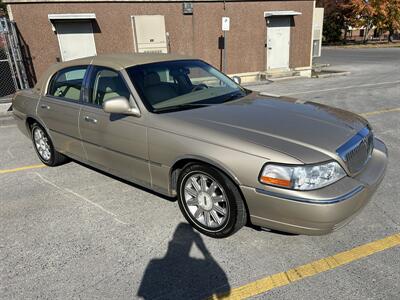 2006 Lincoln Town Car Signature Limited  